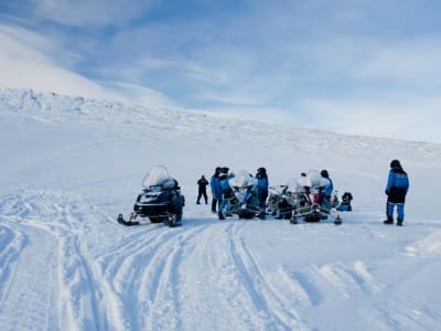 Schneemobil und geheime Lagune von Reykjavik aus