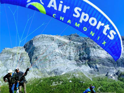 Vol parapente biplace en face du Mont-Blanc, Chamonix