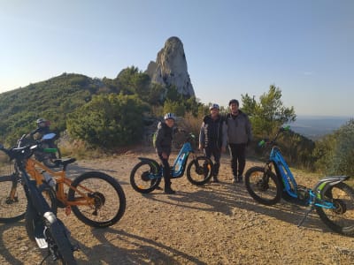 Visita guiada en scooter eléctrico por Cabriès, cerca de Aix-en-Provence