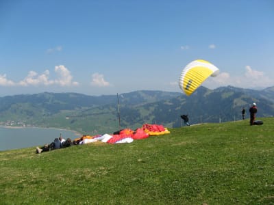 Gleitschirm-Brevetkurs in der Nähe von Zürich