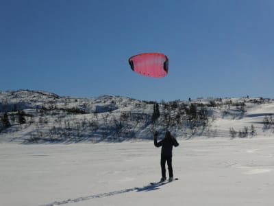 Snow kiting in Brokke, Norway