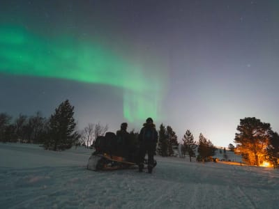 Safari en motoneige aux aurores boréales au départ de Kirkenes