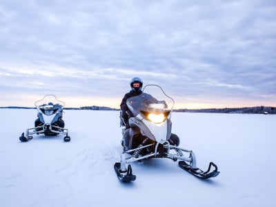 Snowmobile Excursion with Lunch in Mörön near Luleå