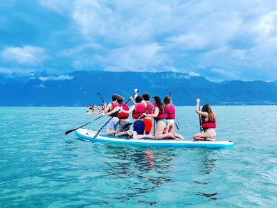 Remo gigante cerca de Lausana, en el lago Lemán