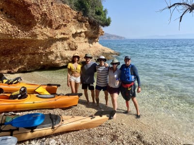 Excursión en kayak de mar y senderismo desde Kiveri, cerca de Astros, en el Peloponeso