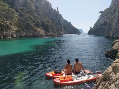 Excursion guidée en stand up paddle au cœur du Parc national des Calanques, Cassis