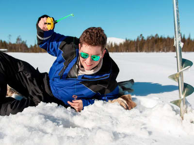 Ice Fishing Experience in Levi