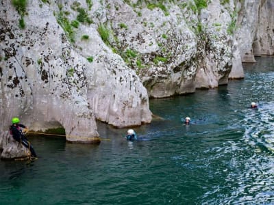 Canyoning in der Rakitnica-Schlucht, Bosnien und Herzegowina