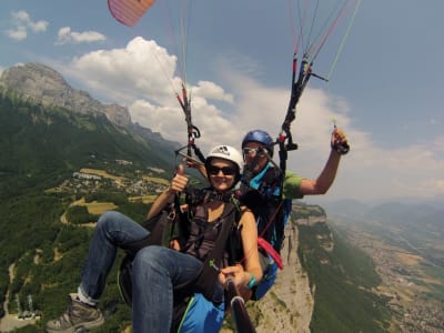 Tandem paragliding flight over Saint-Hilaire near Grenoble