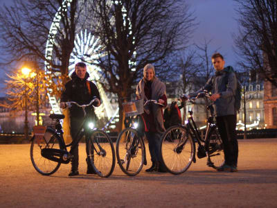 Visita guiada en bicicleta por París de noche