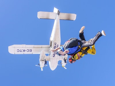 Saut en parachute de 3100m en tandem à Séville