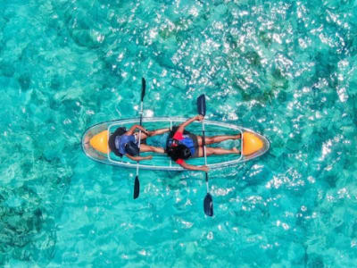 Alquiler de kayak transparente en Le Gosier, Guadalupe