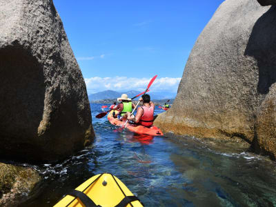 Excursión en kayak de mar en la península de Isolella, Ajaccio