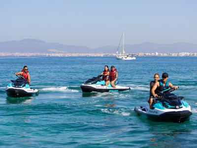 Location de jet-skis avec permis, de Cala Nova à Magaluf, à Majorque