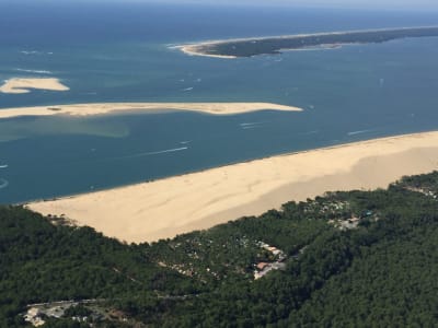 Vuelo panorámico en helicóptero sobre la bahía de Arcachon, cerca de Burdeos