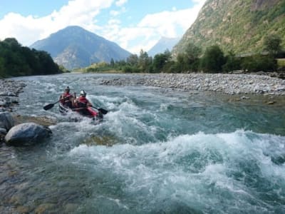 Canoe rafting intermediate adventure in Ticino