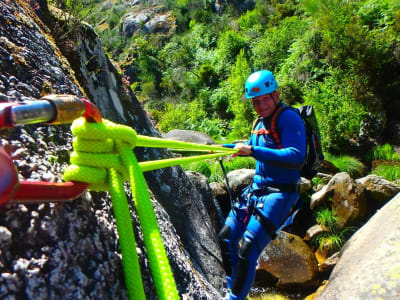 Expérience de canyoning dans le parc national de Peneda Gerês