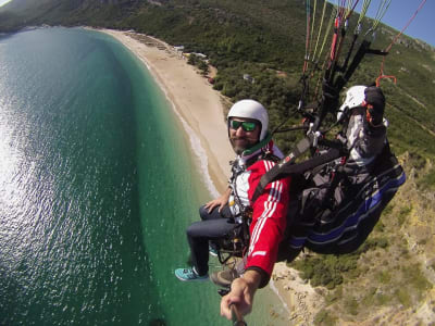 Vuelo en Parapente Biplaza en Praia da Gralha, cerca de Lisboa