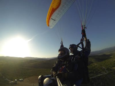 Tandem paragliding in Villar del Arzobispo, near Valencia