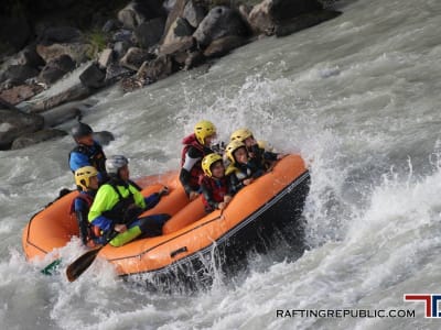 Advanced rafting from Morgex to Aymaville in the Aosta Valley