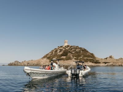 Balade en bateau aux îles Sanguinaires au coucher du soleil depuis Ajaccio