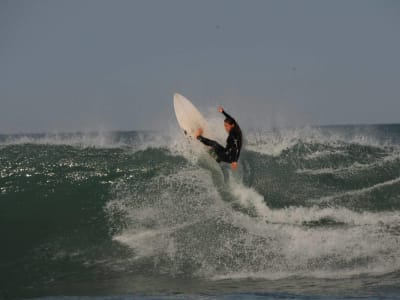 Surfing lessons and courses in Bidart