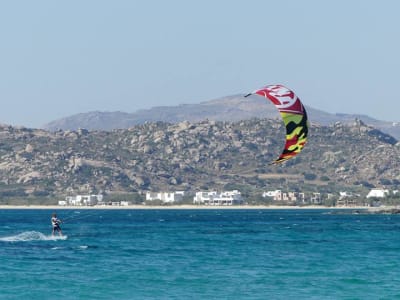 Cours et leçons de kitesurf IKO à Mikri Vigla, Naxos