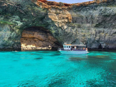Boat Tour to Comino Island from Mellieha