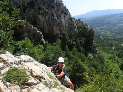 Vía Ferrata Roques de L'Empalomar, cerca de Saldes