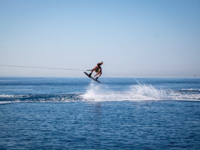 Sesión de Wakeboard en la Bahía de los Ángeles, Villeneuve-Loubet