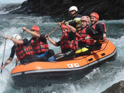 Descente en rafting de la rivière Ara à Broto, Huesca