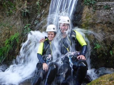 Canyoning in Gorgo de la Escalera in Anna, near Valencia