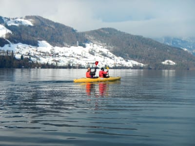 Excursion en kayak de mer sur le lac des Quatre-Cantons avec fondue