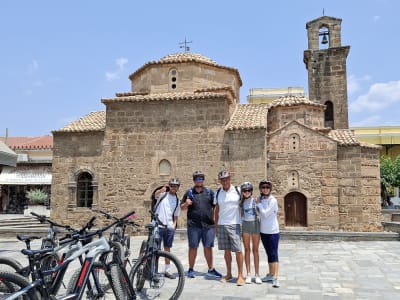 Guided City Bike Tour of Kalamata with Tasting of Local Produce