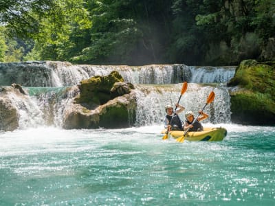 Kajakausflug auf dem Fluss Mrežnica und den Wasserfällen ab Slunj