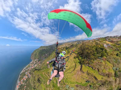 Tandem Paragliding in Madalena do Mar, Madeira