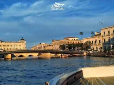 Excursion en bateau et déjeuner autour de l'île d'Ortigia à Syracuse, en Sicile