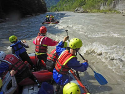 Fun Rafting sur la rivière Salzach à Schwarzach près de Salzbourg, Autriche