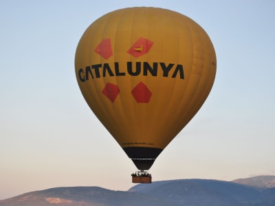 Hot air balloon flight around Montserrat mountain, from Igualada, Barcelona