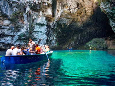 Visita panorámica del lago Melissani y la cueva de Drogarati en Cefalonia