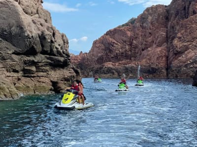 Jet-Ski-Ausflug zum Capo Rosso und den Calanches de Piana ab Cargèse