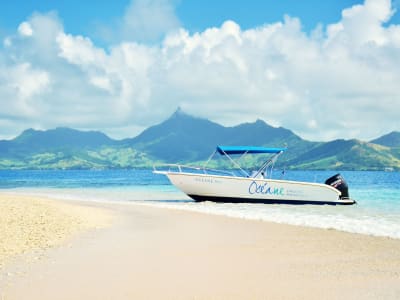 Private Schnellbootfahrt auf der Lagune von Ile aux Cerfs, Mauritius