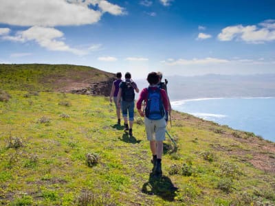 Randonnée au Volcan de la Corona et aux falaises de Famara à Lanzarote