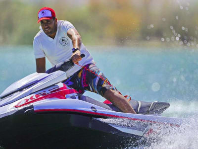 Jet-ski au Lac Lalla Takerkoust, Marrakech