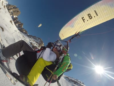 Paragliding flight in Méribel from the Col de la Saulire