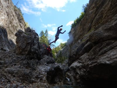 Canyoning in der Strubklamm bei Salzburg, Österreich