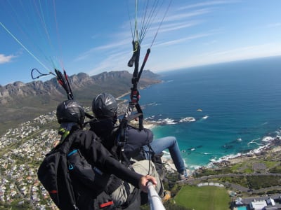 Vol en parapente en tandem au-dessus du Cap et de la montagne de la Table, Afrique du Sud