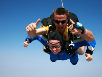 Tandem skydive from 10.000 ft from Cape Town