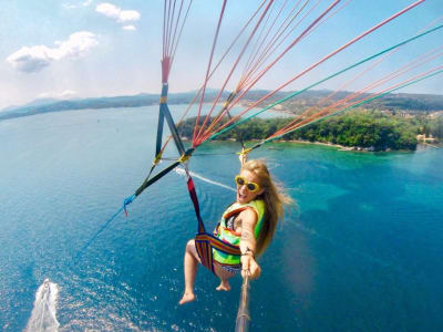 Parasailing Flug in Korfu vom Dassia Strand