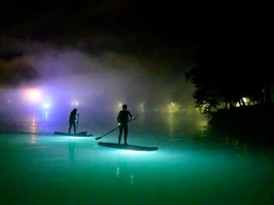 Excursión nocturna en SUP en Most na Soči desde Bovec